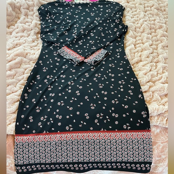 Max Studio Dress - Picture 12 of 14